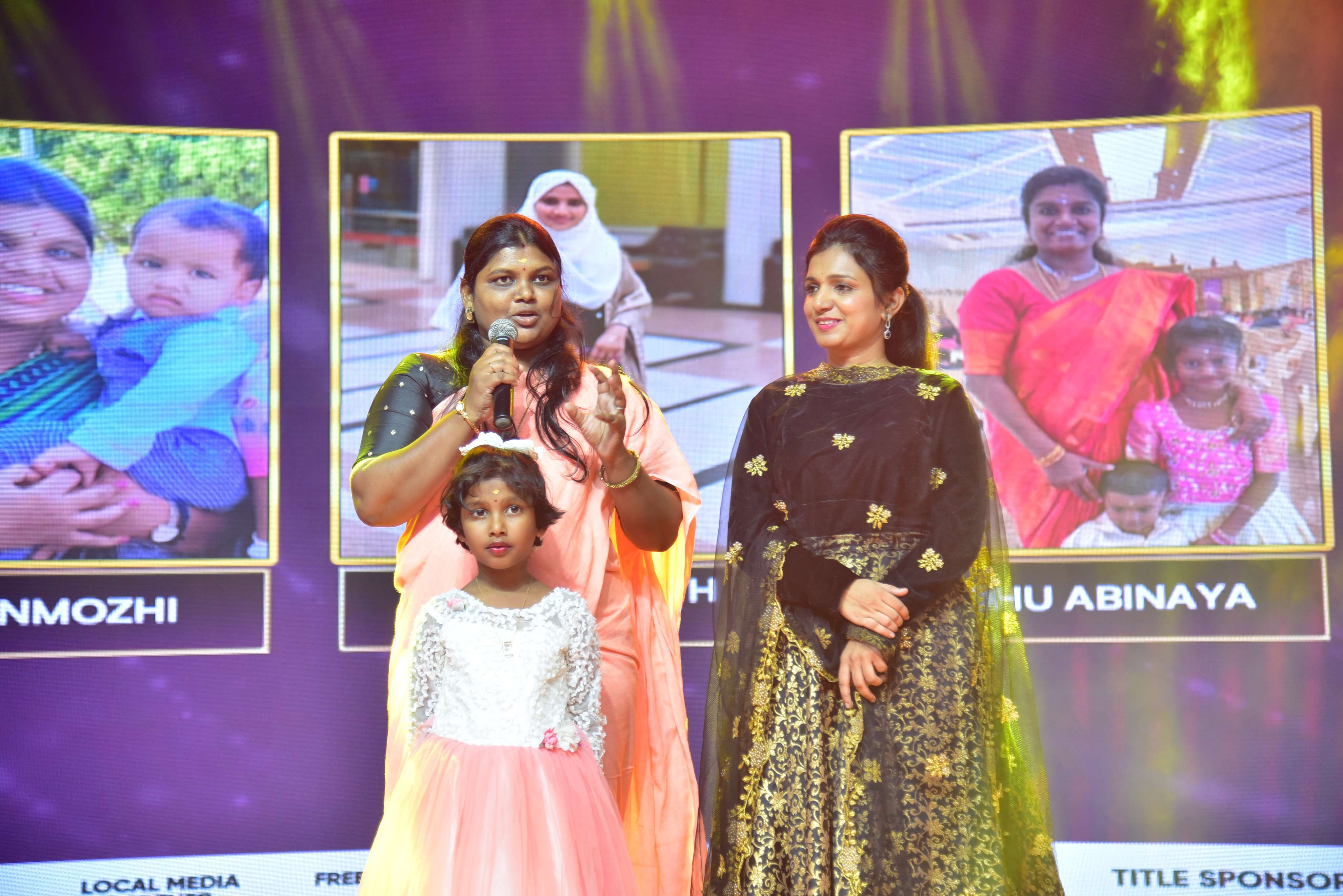 Penmaiyin Sigaram - Photo 132